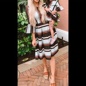 Ivy City Co Dress size M